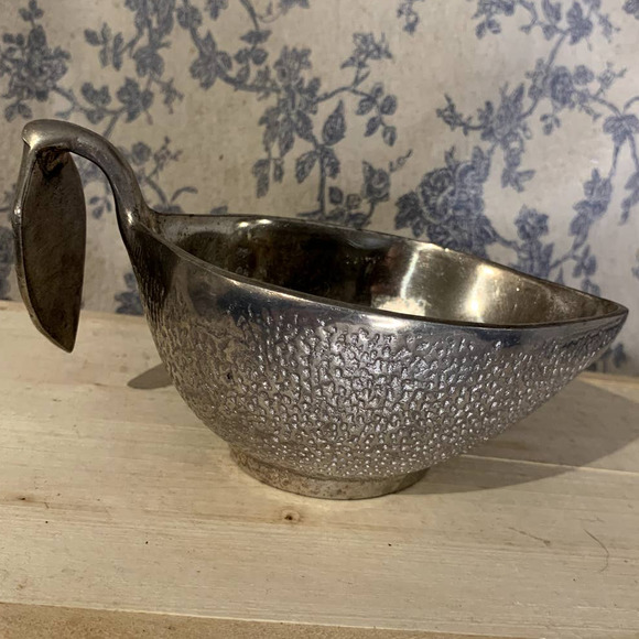 Vintage Pewter Lemon-Shaped Sauce Boat Gravy Boat Saucière Creamer - Picture 1 of 8
